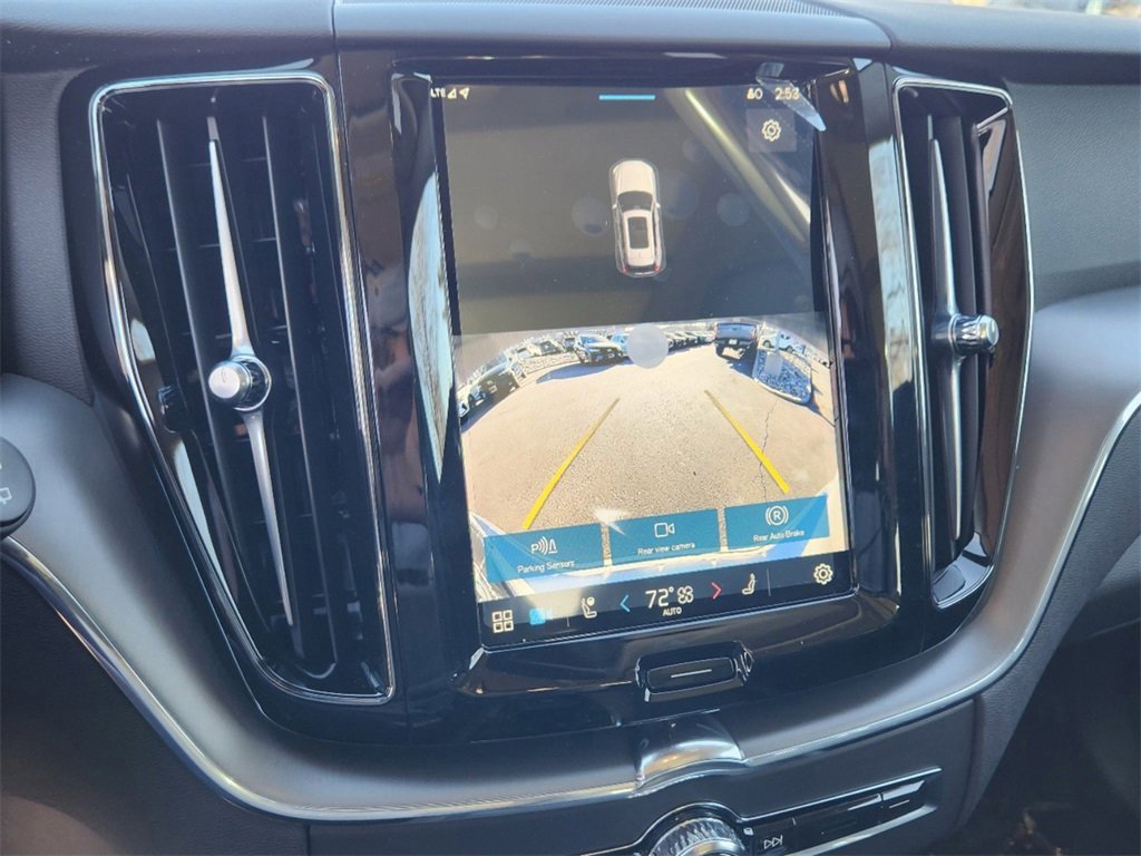 New 2025 Volvo XC60 B5 Core w/ Protection Package Premier image 20