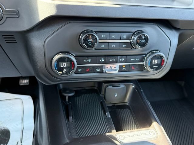 Used 2025 Ford Bronco Outer Banks AWD/4WD image 22