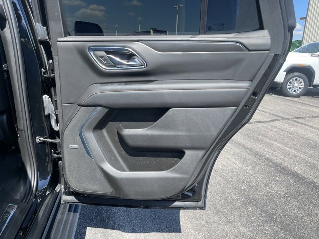 Used 2023 GMC Yukon AT4 w/ AT4 Premium Package image 15