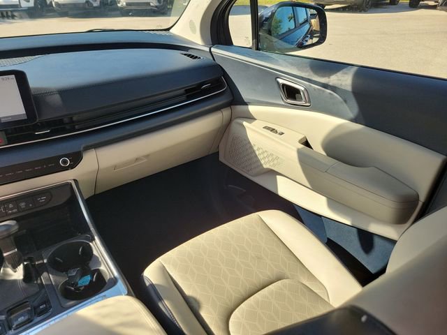 Certified 2025 Kia Carnival EX FWD image 15