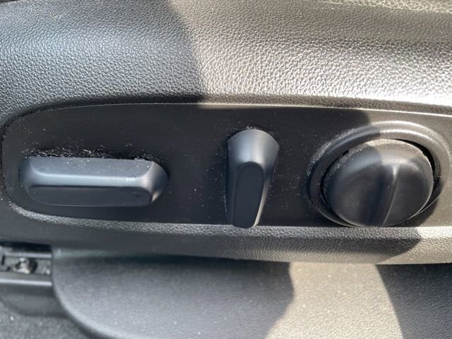 Used 2018 GMC Acadia SLT image 8