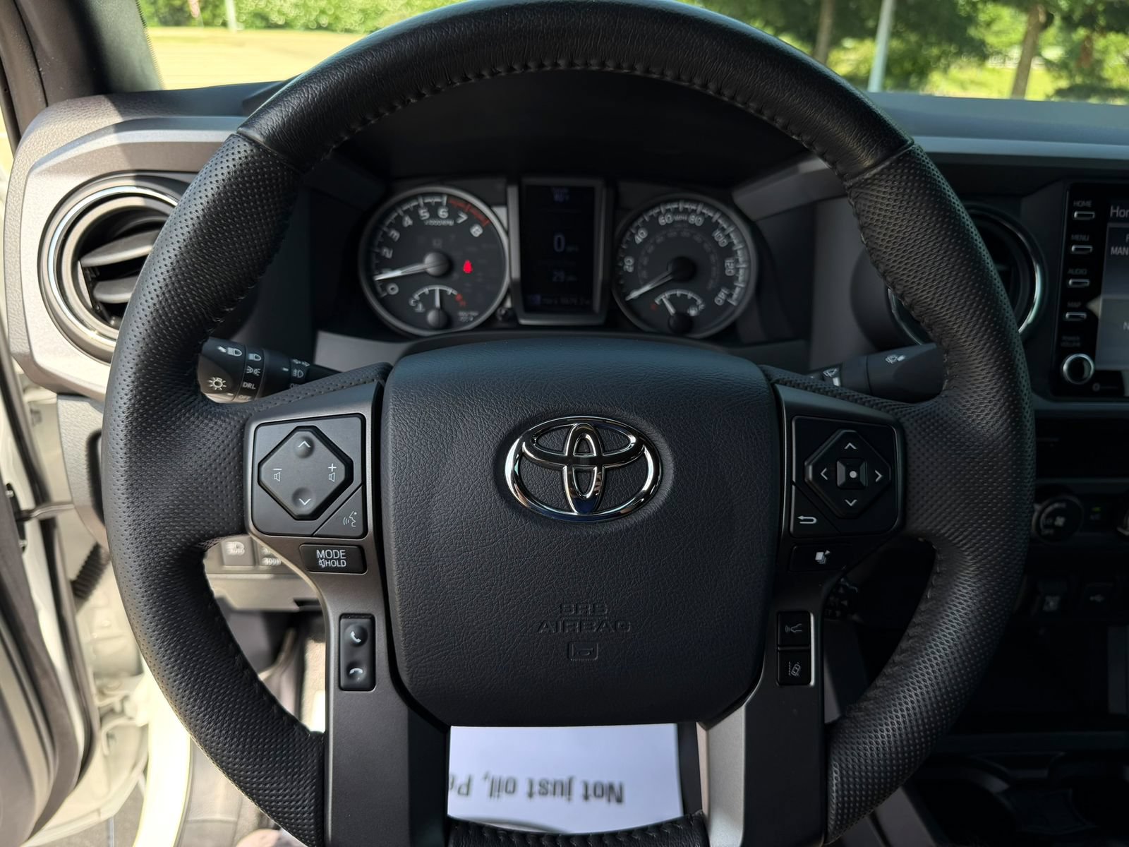 Used 2020 Toyota Tacoma TRD Off-Road AWD/4WD image 24