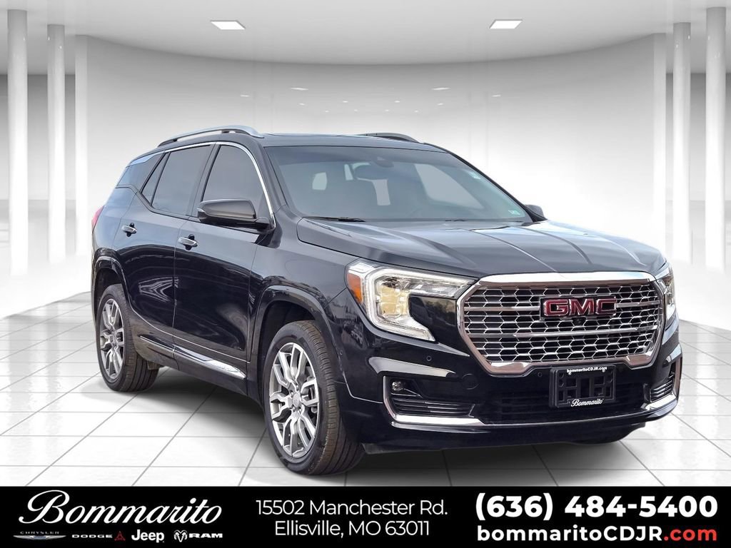 Used 2024 GMC Terrain Denali w/ Denali Premium Package image 1