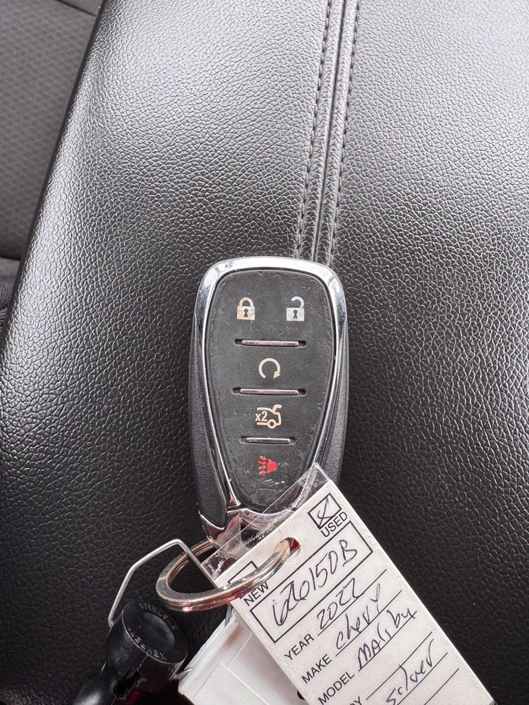 Used 2022 Chevrolet Malibu LT FWD image 30