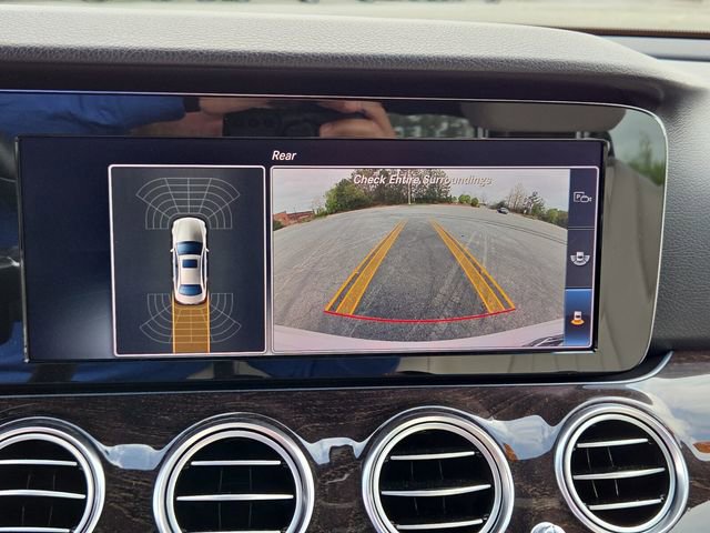 Used 2018 Mercedes-Benz E 400 4MATIC Sedan image 24