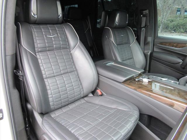 Certified 2024 Cadillac Escalade Sport Platinum w/ LPO, ONYX Package image 10