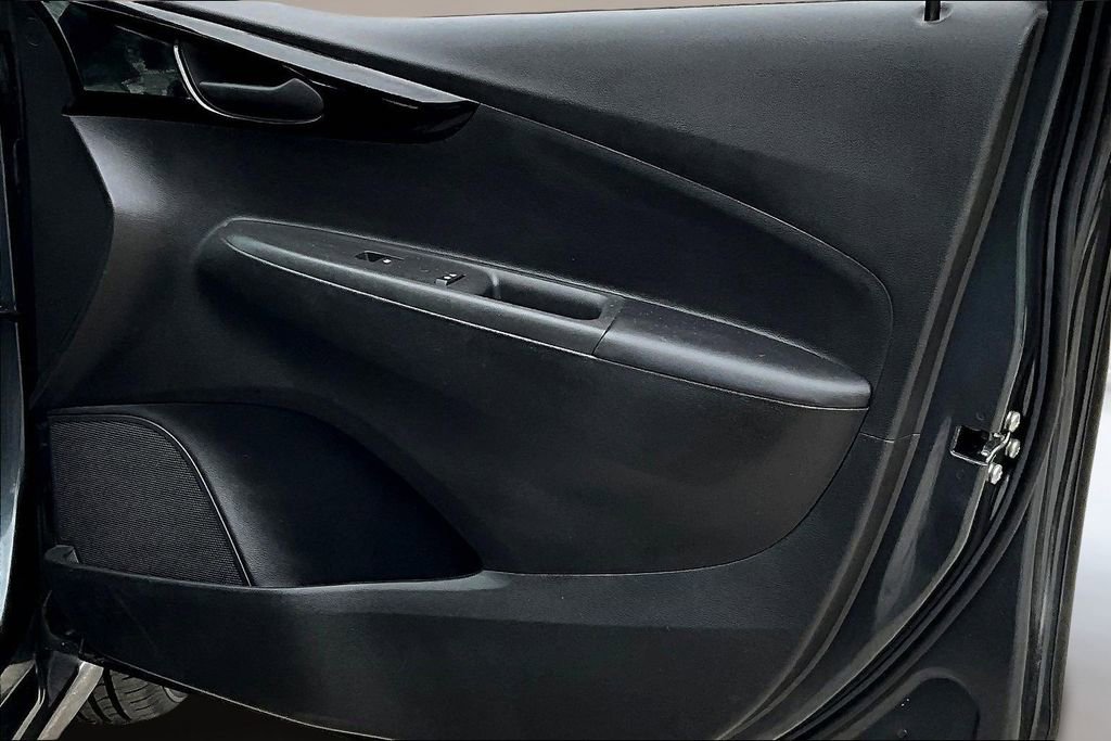 Used 2021 Chevrolet Spark LT image 24