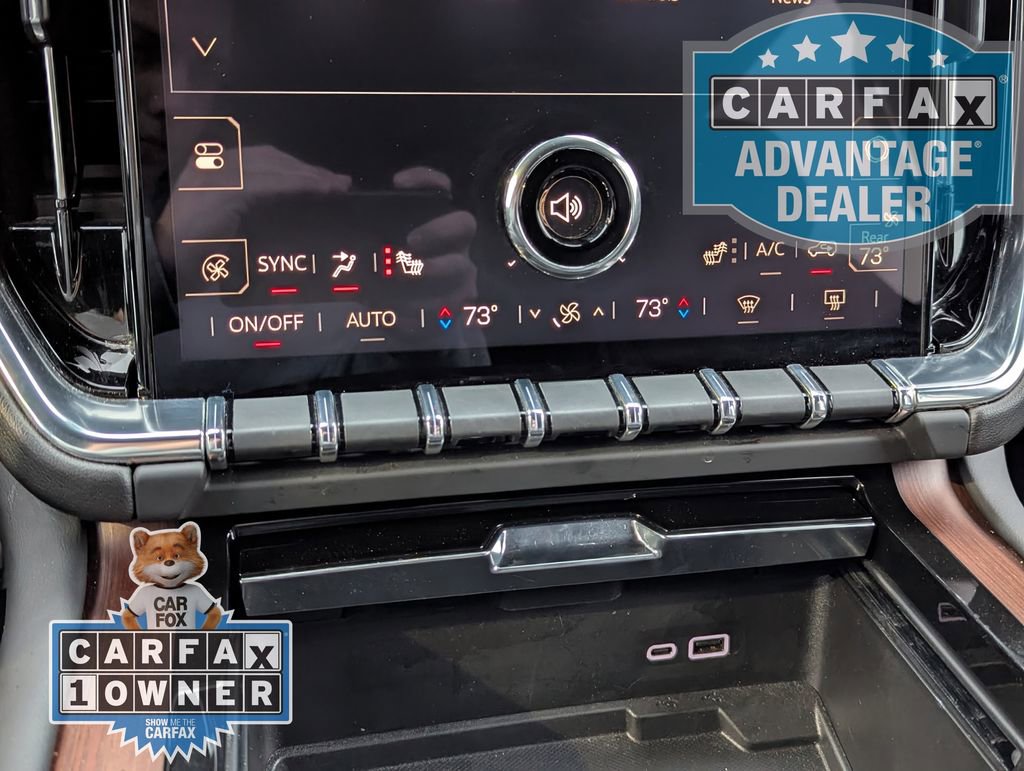 Used 2025 GMC Yukon Denali RWD image 9