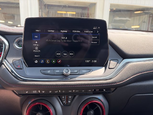 Used 2025 Chevrolet Blazer RS FWD image 19