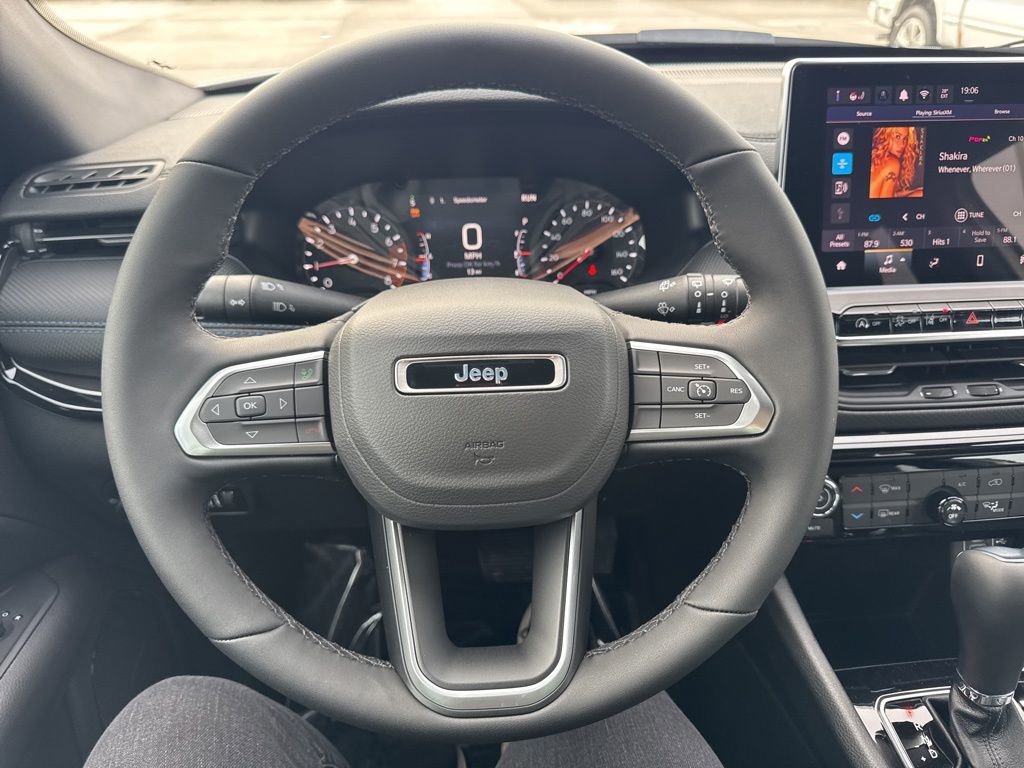 New 2026 Jeep Compass Latitude AWD/4WD image 10