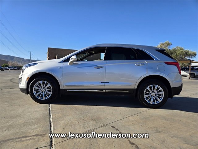 Used 2019 Cadillac XT5 FWD image 3