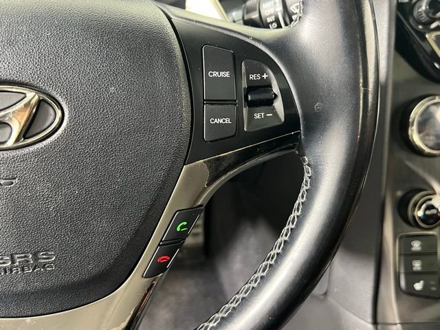 Used 2015 Hyundai Genesis 3.8 image 13