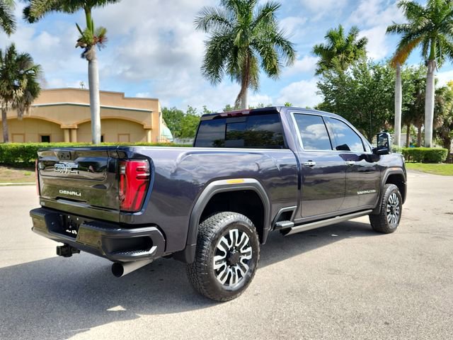 Certified 2024 GMC Sierra 3500 Denali Ultimate AWD/4WD image 4