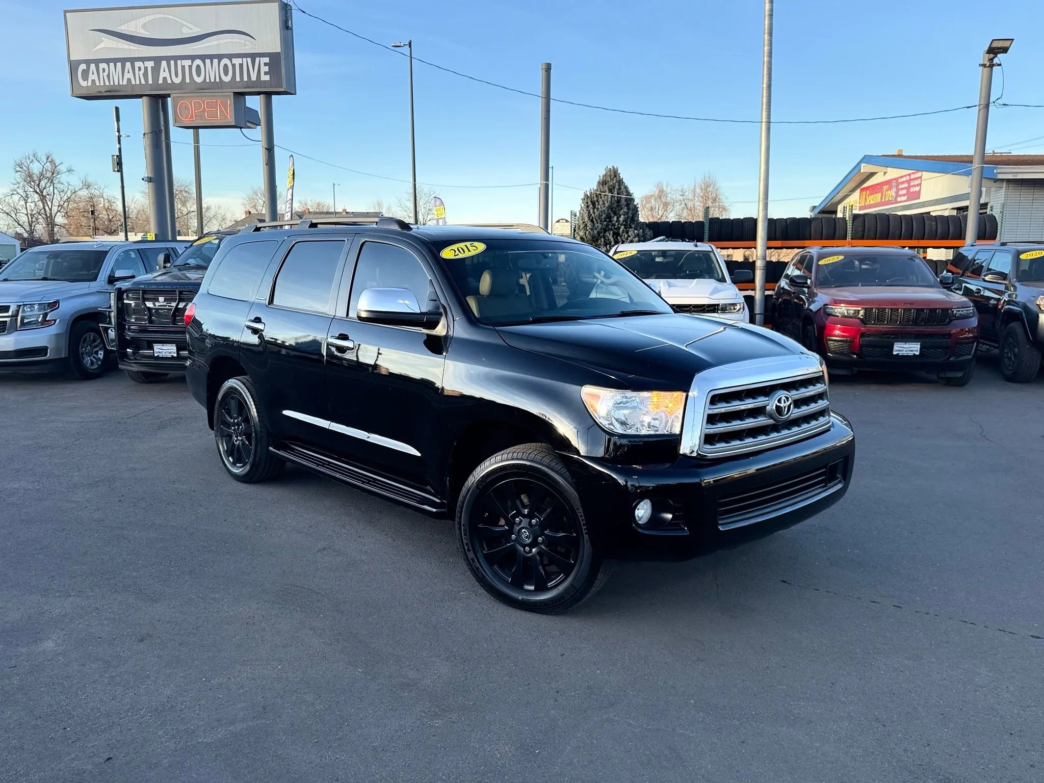 Used 2015 Toyota Sequoia Platinum image 2