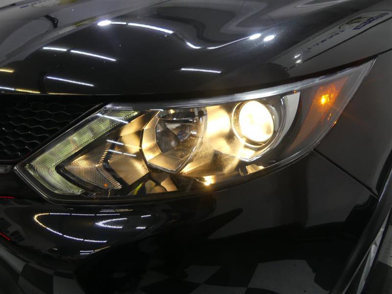 Used 2019 Nissan Rogue Sport SV image 14