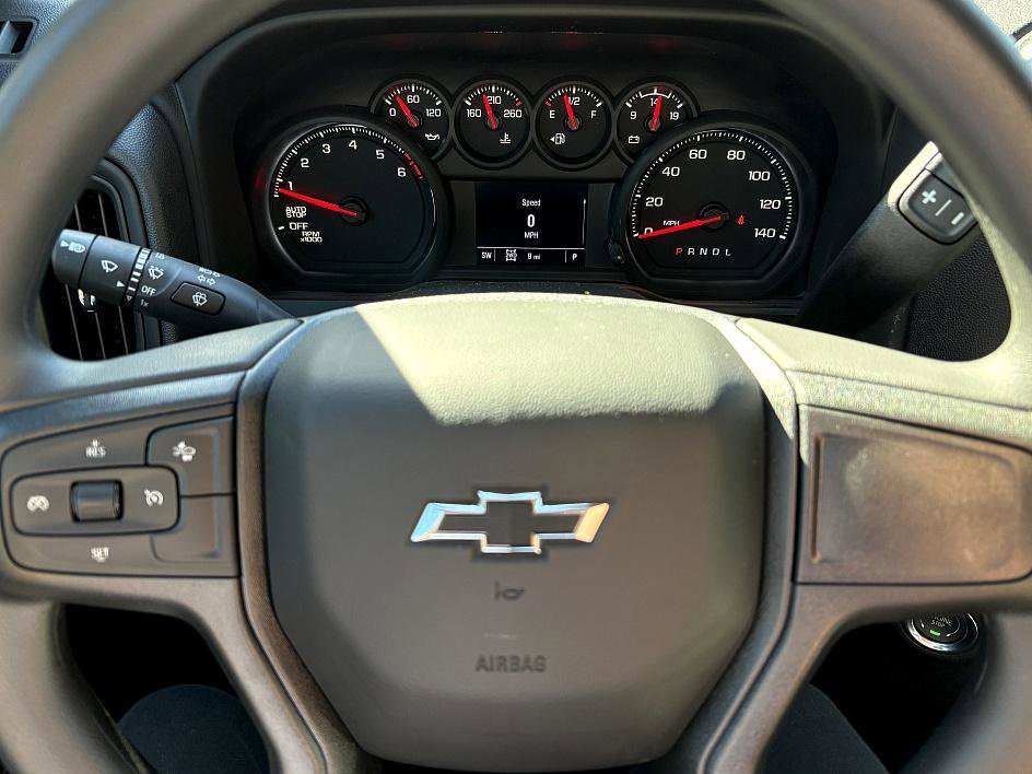 New 2026 Chevrolet Silverado 1500 Custom Trail Boss w/ Turbomax Blackout Package AWD/4WD image 16