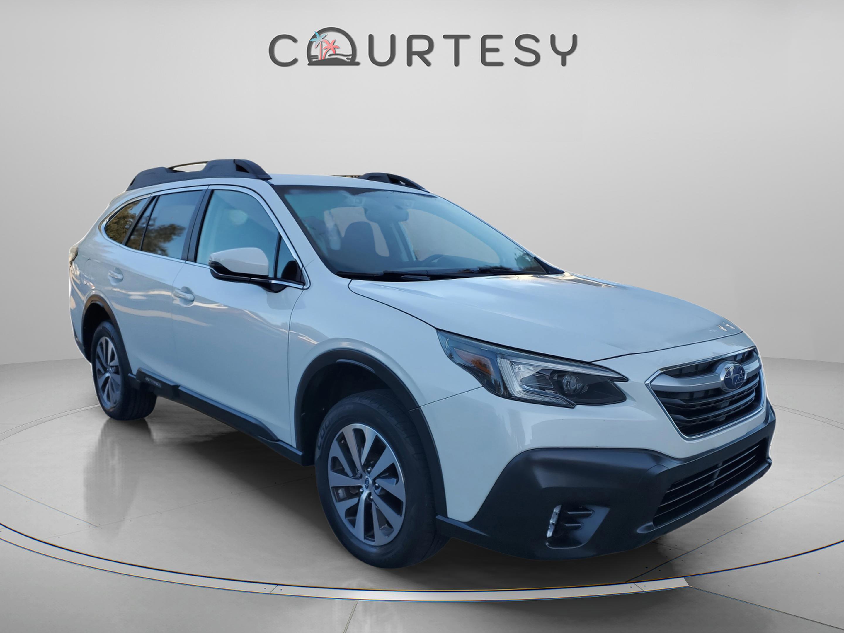 Used 2022 Subaru Outback Premium image 5