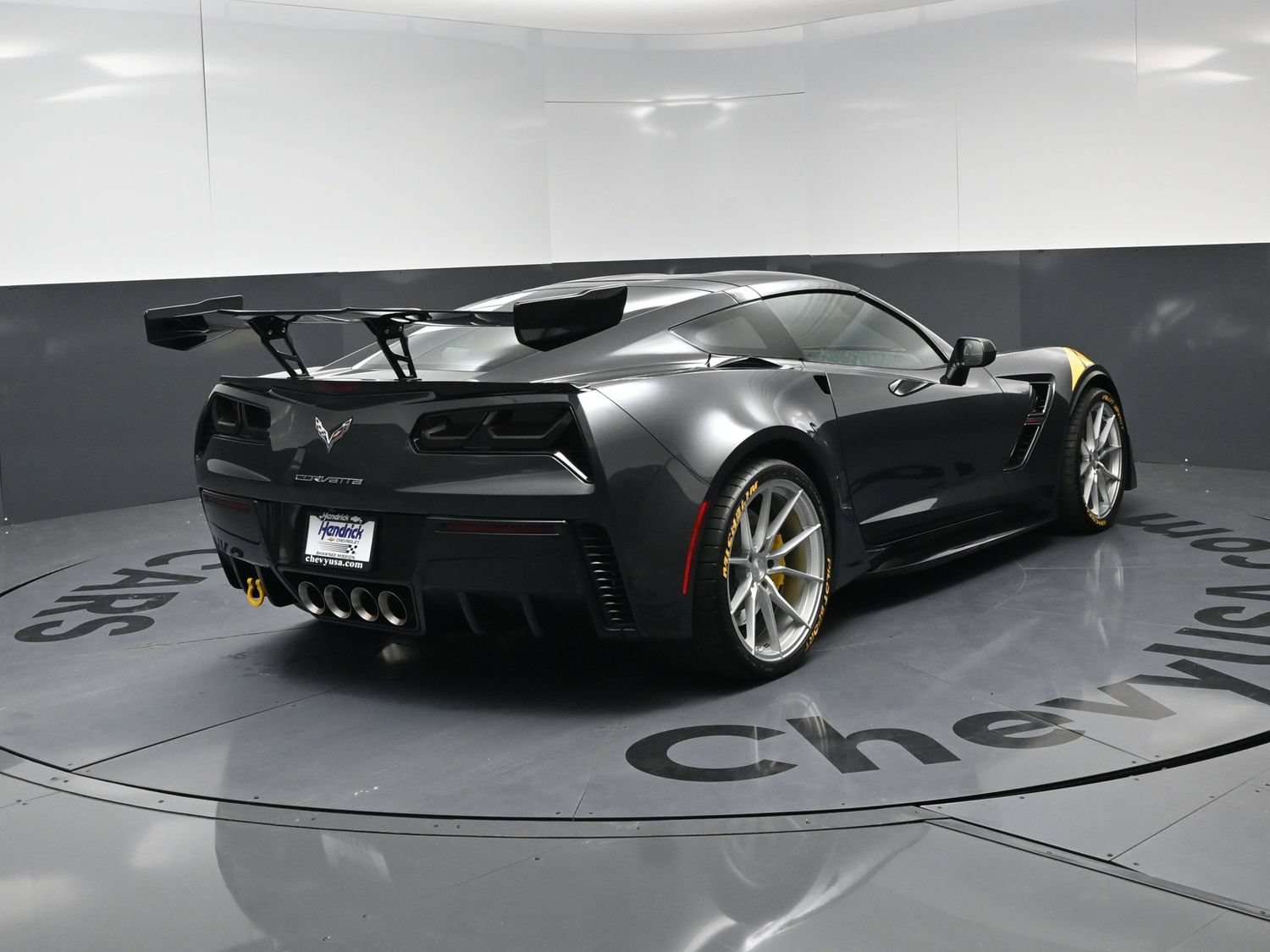 Used 2018 Chevrolet Corvette Grand Sport RWD image 9