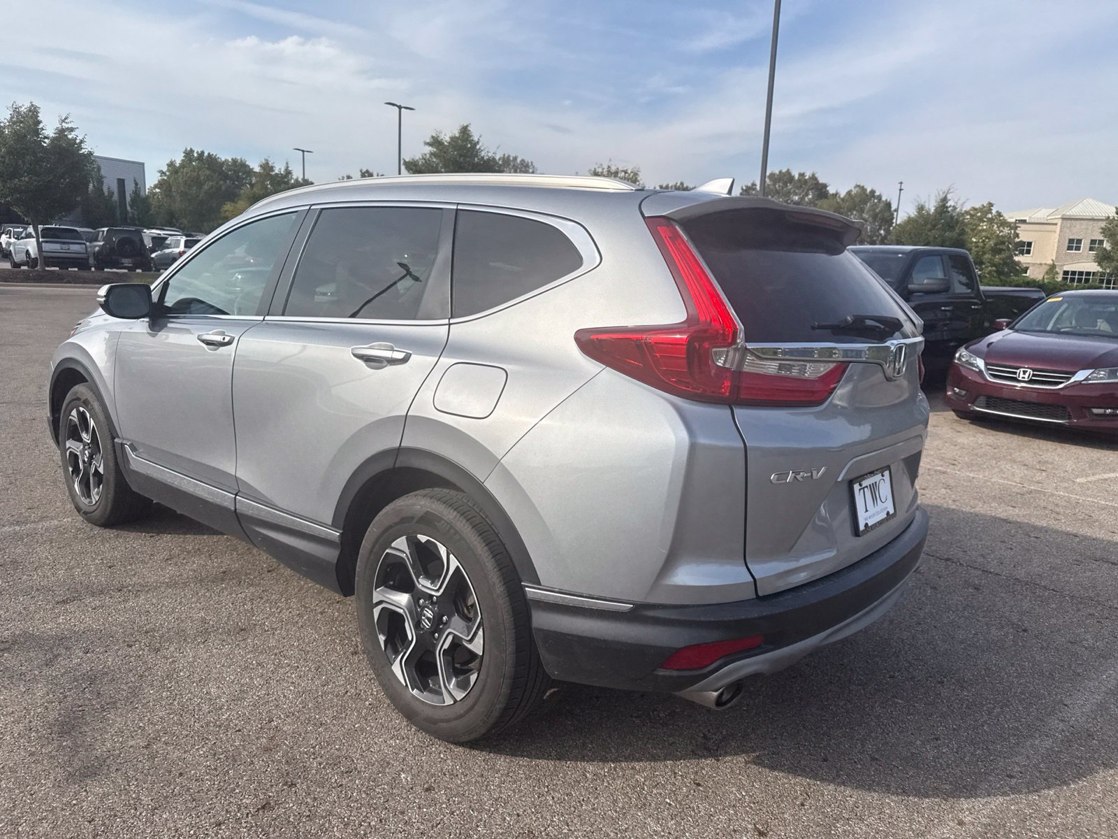Used 2018 Honda CR-V Touring image 7