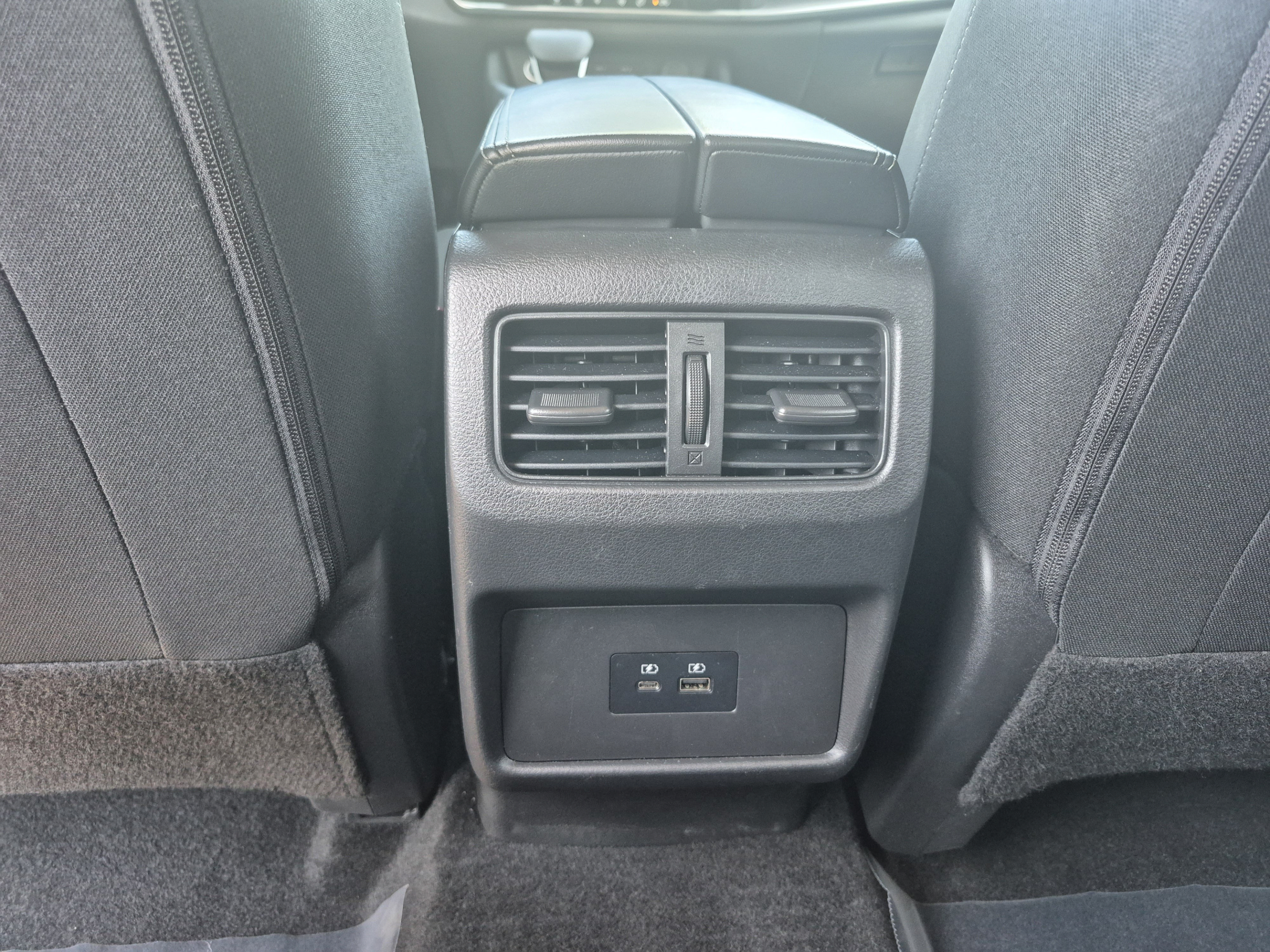 Certified 2023 Nissan Rogue SV FWD image 16