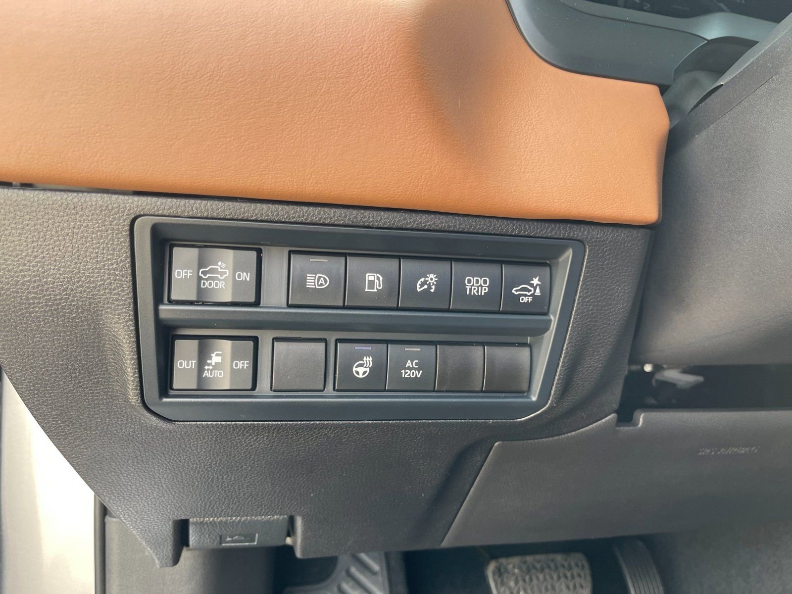 New 2025 Toyota Tundra 1794 Edition AWD/4WD image 31