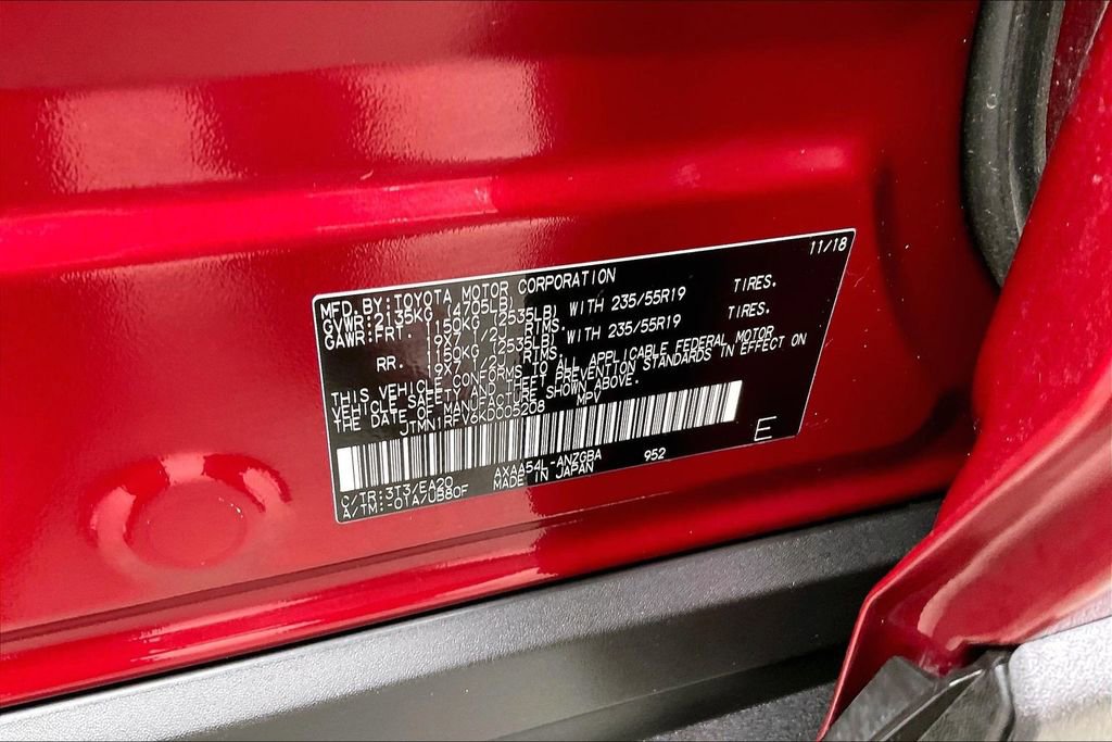 Used 2019 Toyota RAV4 Limited w/ Advanced Technology Package AWD/4WD image 19