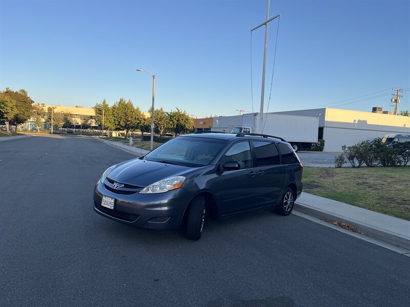 Used 2006 Toyota Sienna LE FWD image 29