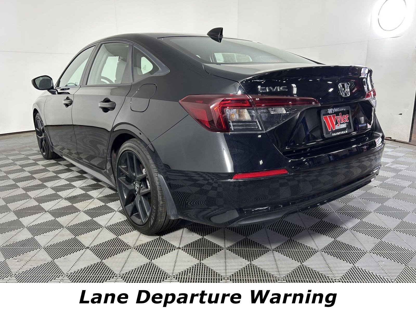 Used 2025 Honda Civic FWD Hybrid Sedan image 4