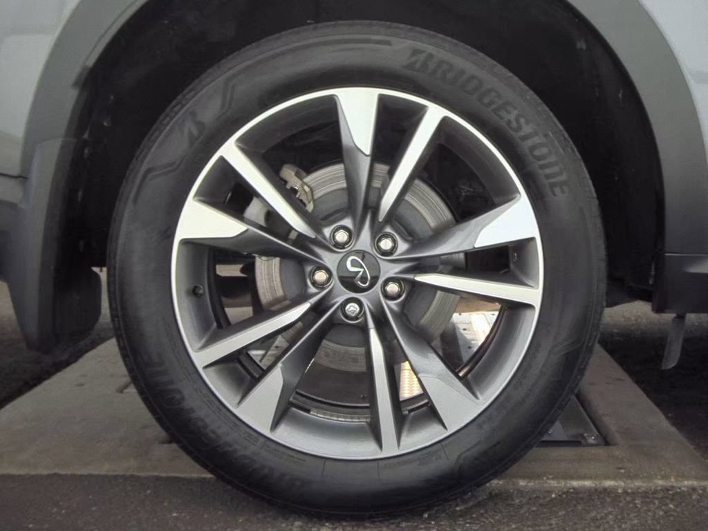Certified 2024 INFINITI QX60 Luxe w/ Cargo Package FWD image 15