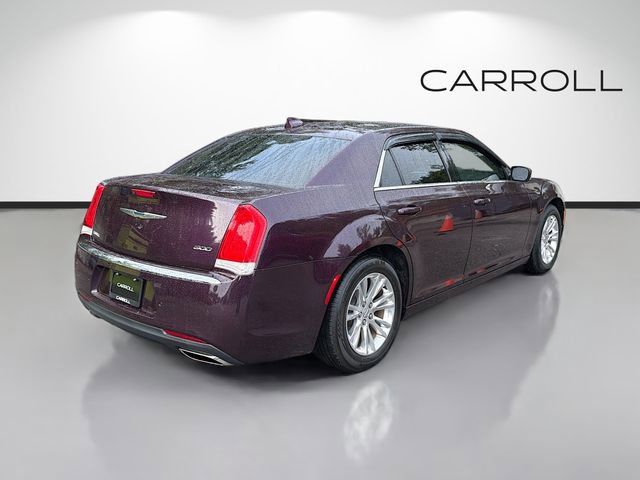 Used 2021 Chrysler 300 Touring RWD image 3
