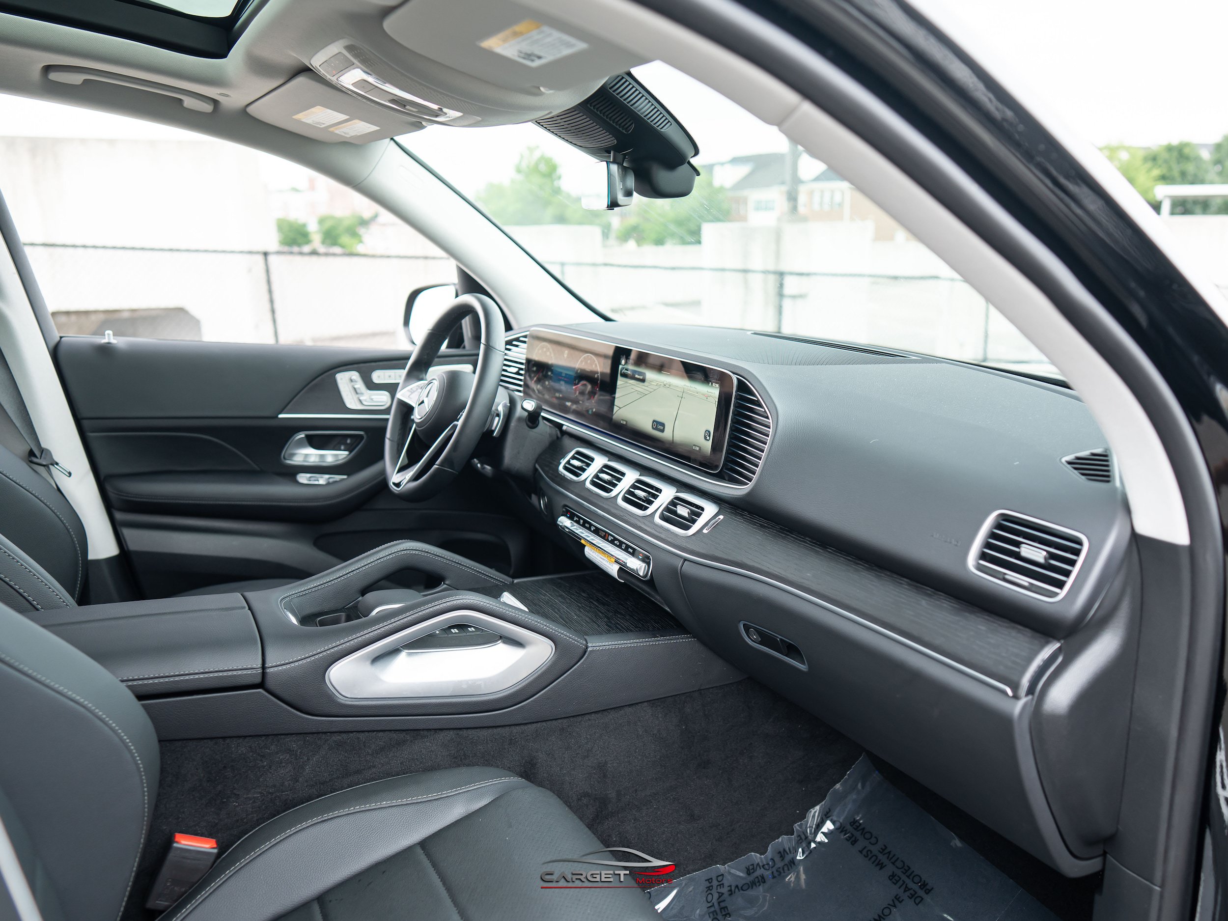 Used 2026 Mercedes-Benz GLE 350 4MATIC w/ AMG Line Exterior image 15
