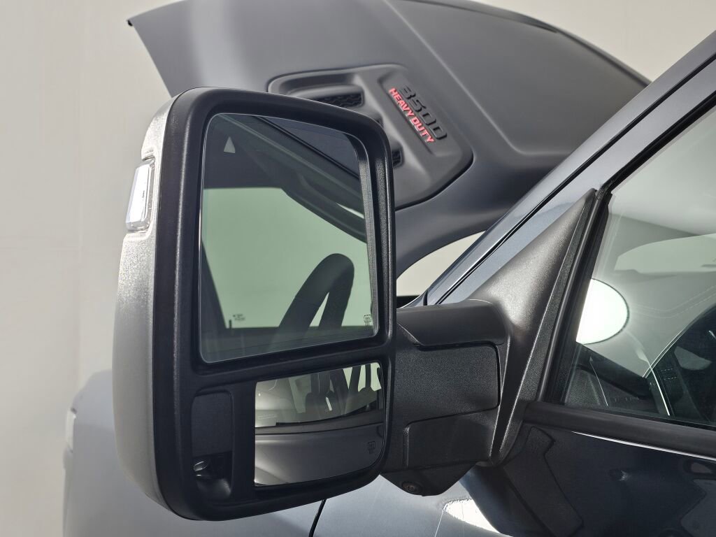 New 2026 RAM 3500 Laramie w/ Night Edition AWD/4WD image 13