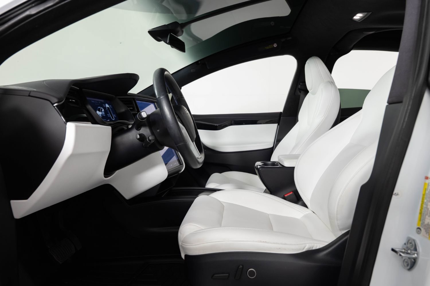 Used 2020 Tesla Model X Long Range image 15