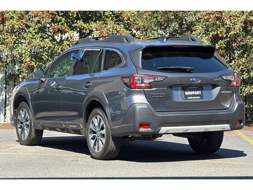 Used 2023 Subaru Outback Limited AWD/4WD image 6