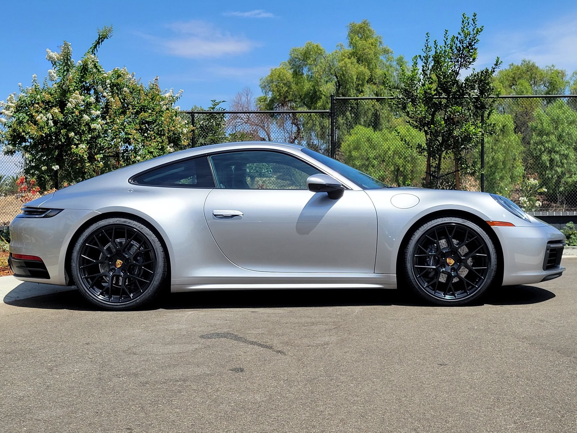 Certified 2022 Porsche 911 Carrera RWD image 8