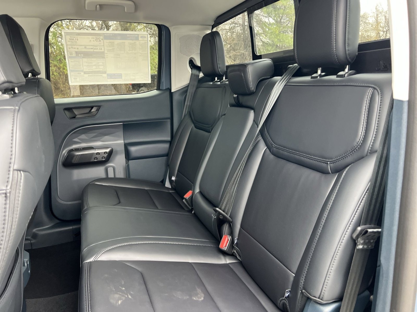 New 2025 Ford Maverick Lariat w/ Black Appearance Package image 24