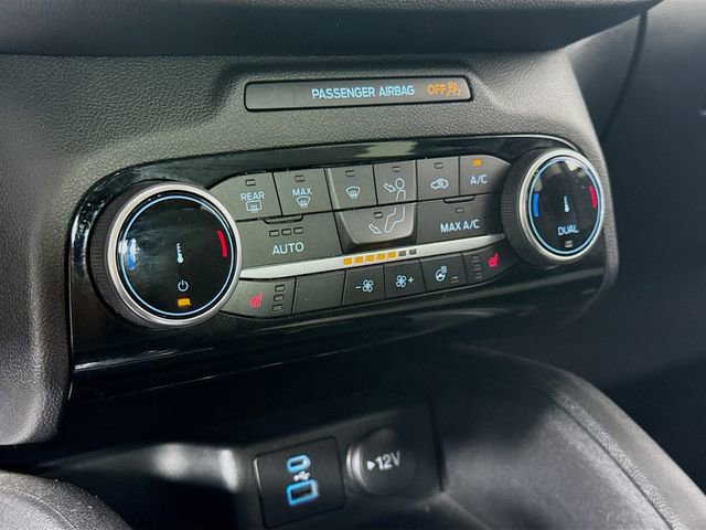 Certified 2022 Ford Escape SE w/ SE Sport Appearance Package image 15