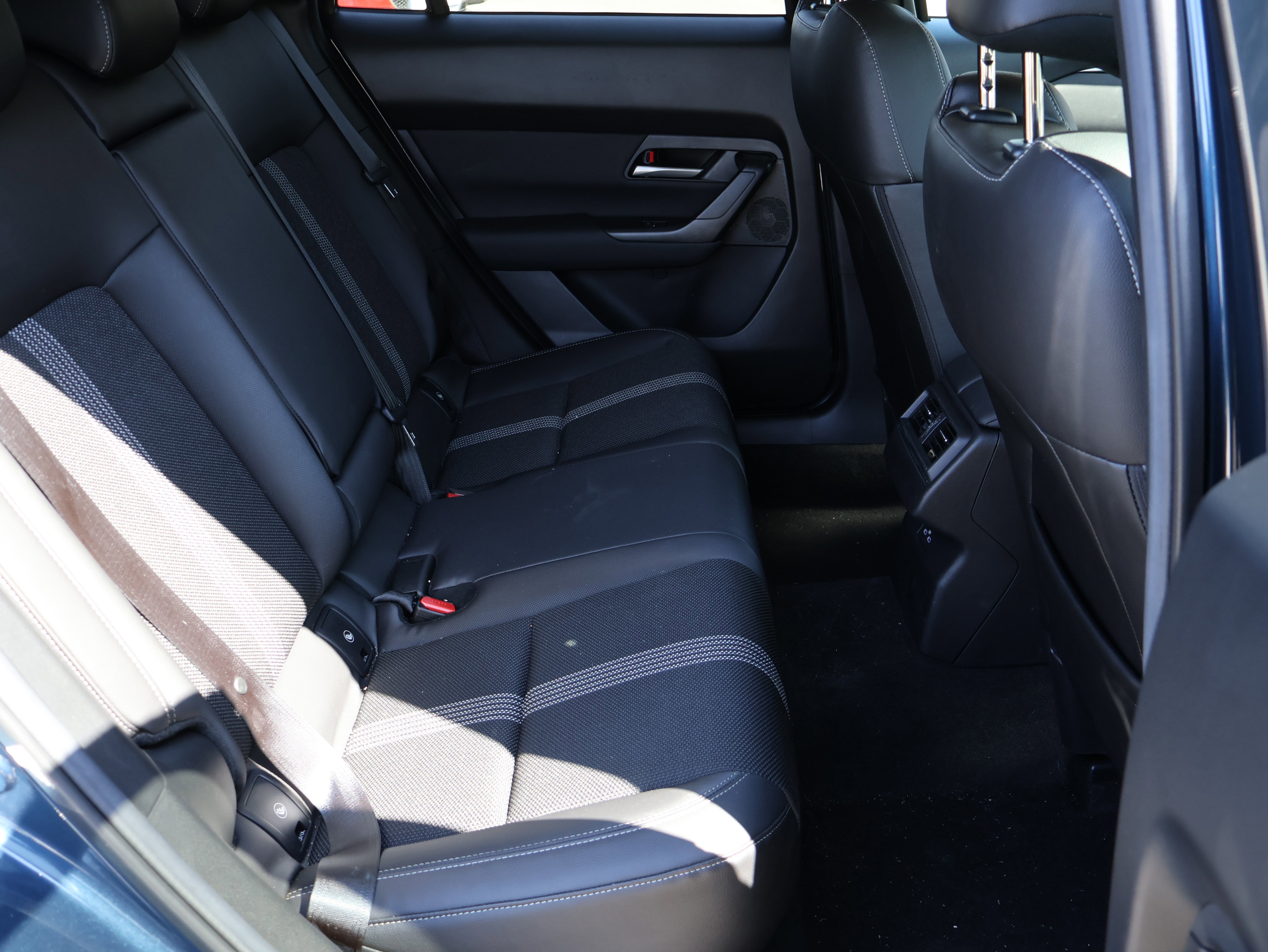 Certified 2025 MAZDA CX-50 AWD 2.5 S w/ Select Package image 13