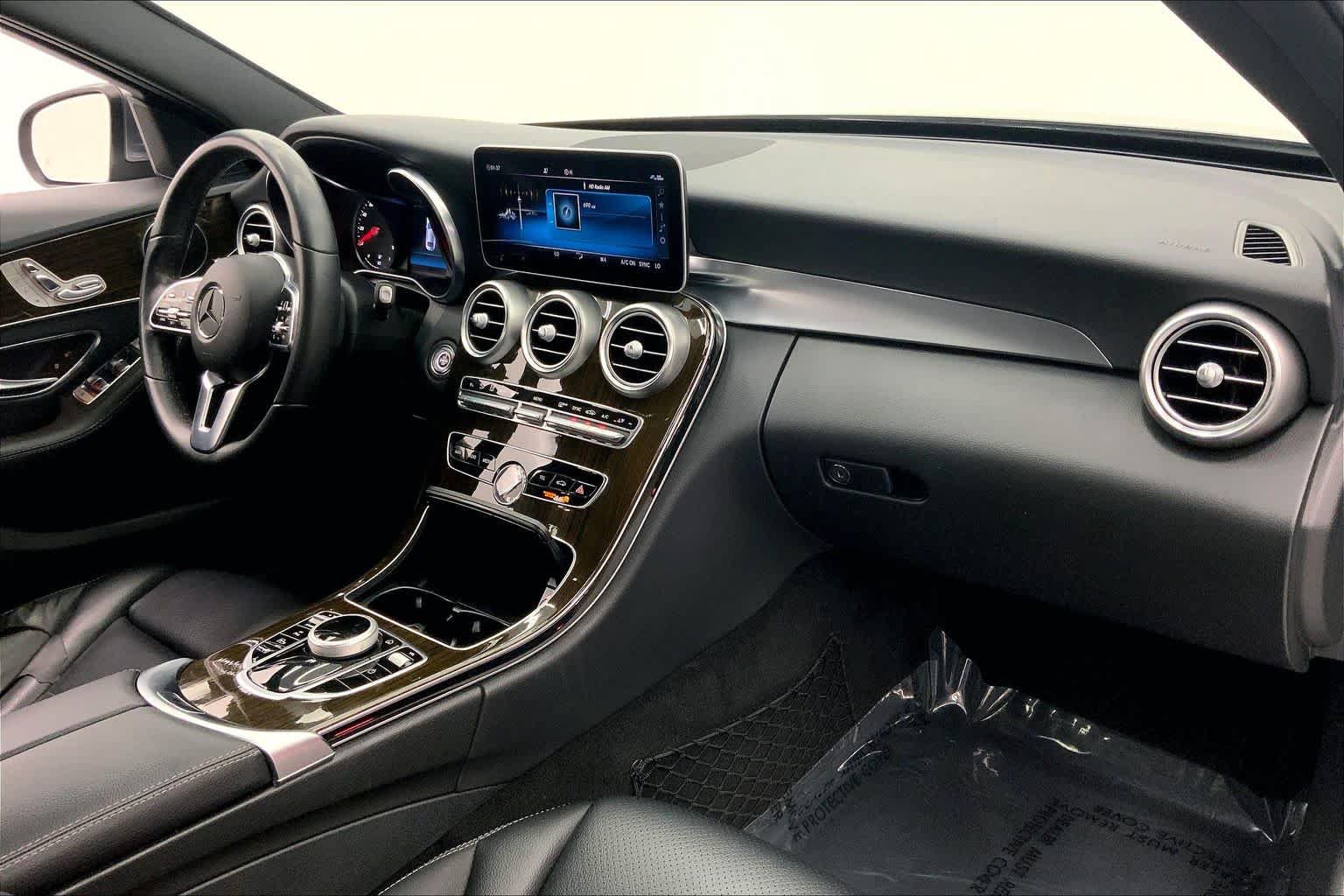 Used 2019 Mercedes-Benz C 300 Sedan image 10