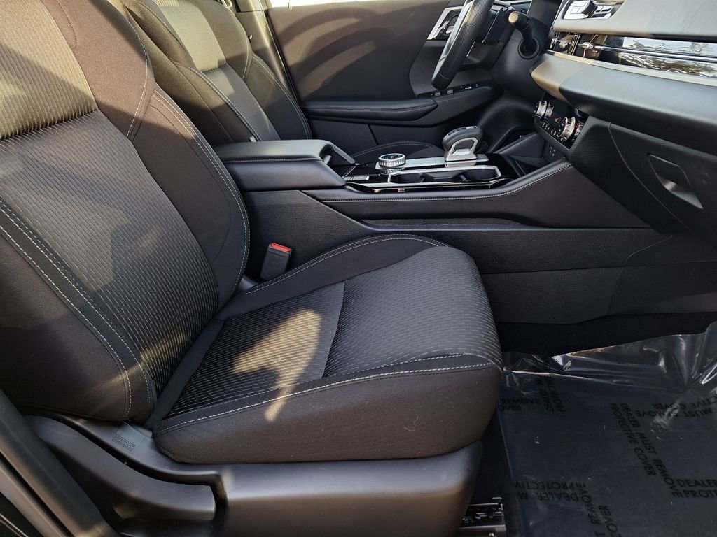 Used 2025 Mitsubishi Outlander ES image 25