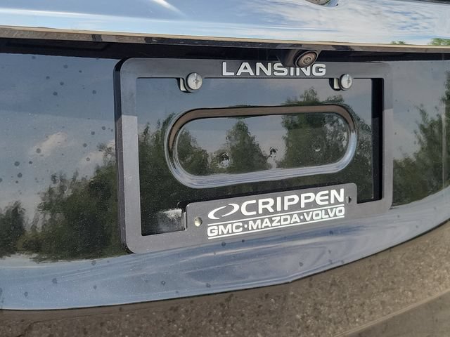 Used 2023 Buick Enclave Essence w/ LPO, Floor Liner Package FWD image 33
