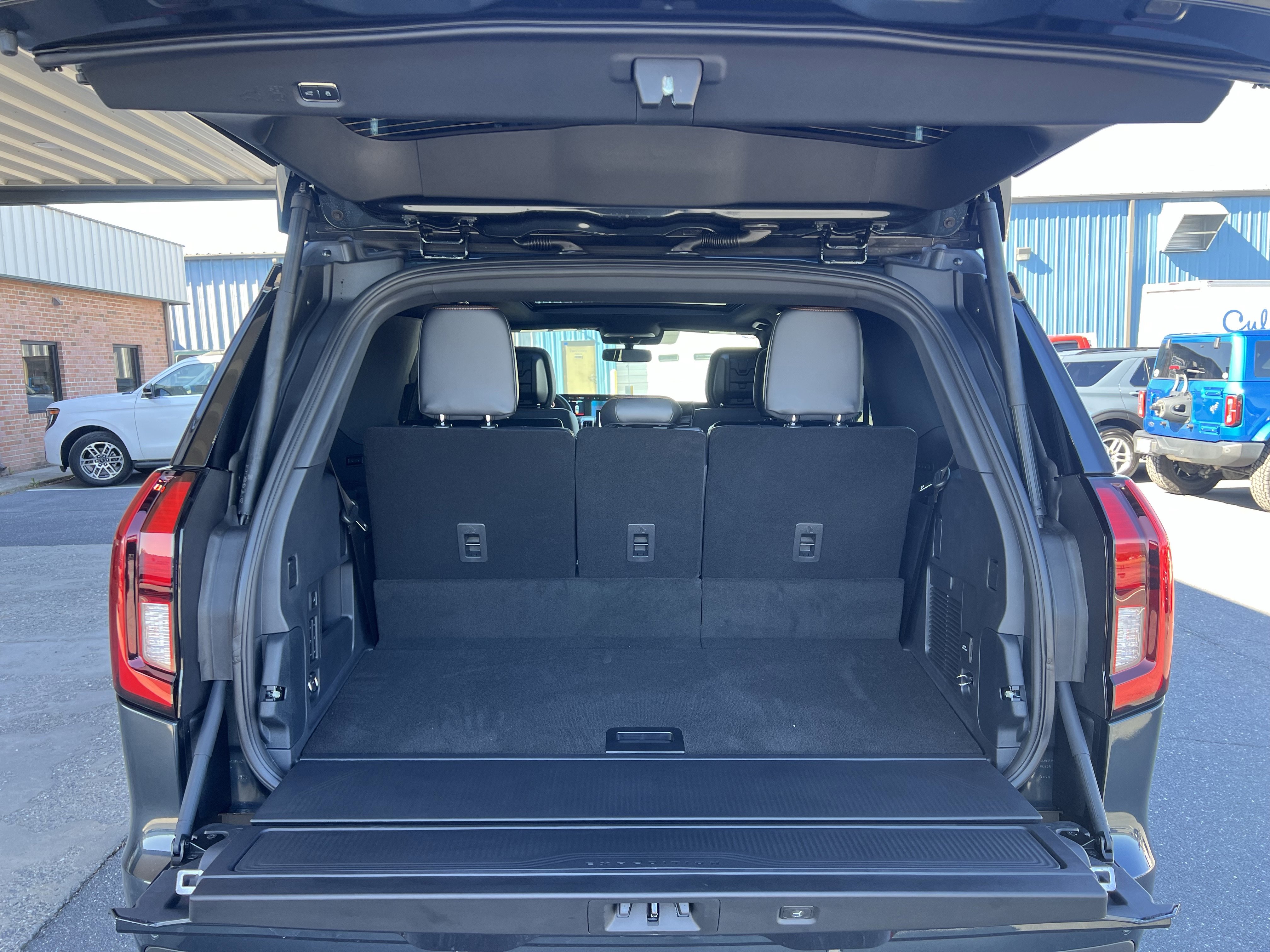 New 2026 Ford Expedition Tremor image 55