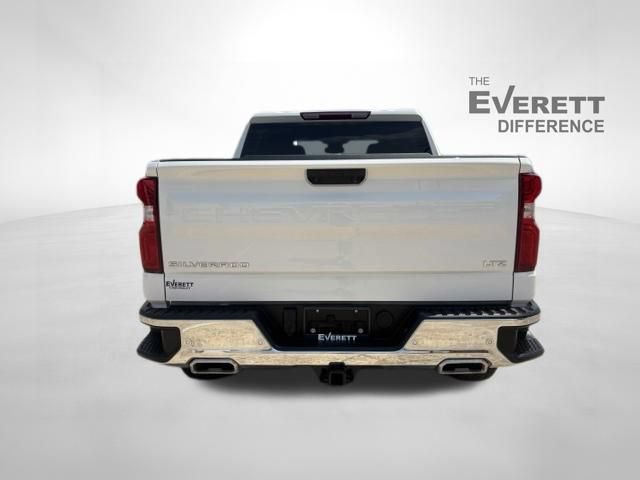 Used 2024 Chevrolet Silverado 1500 LTZ w/ Z71 Off-Road Package AWD/4WD image 6