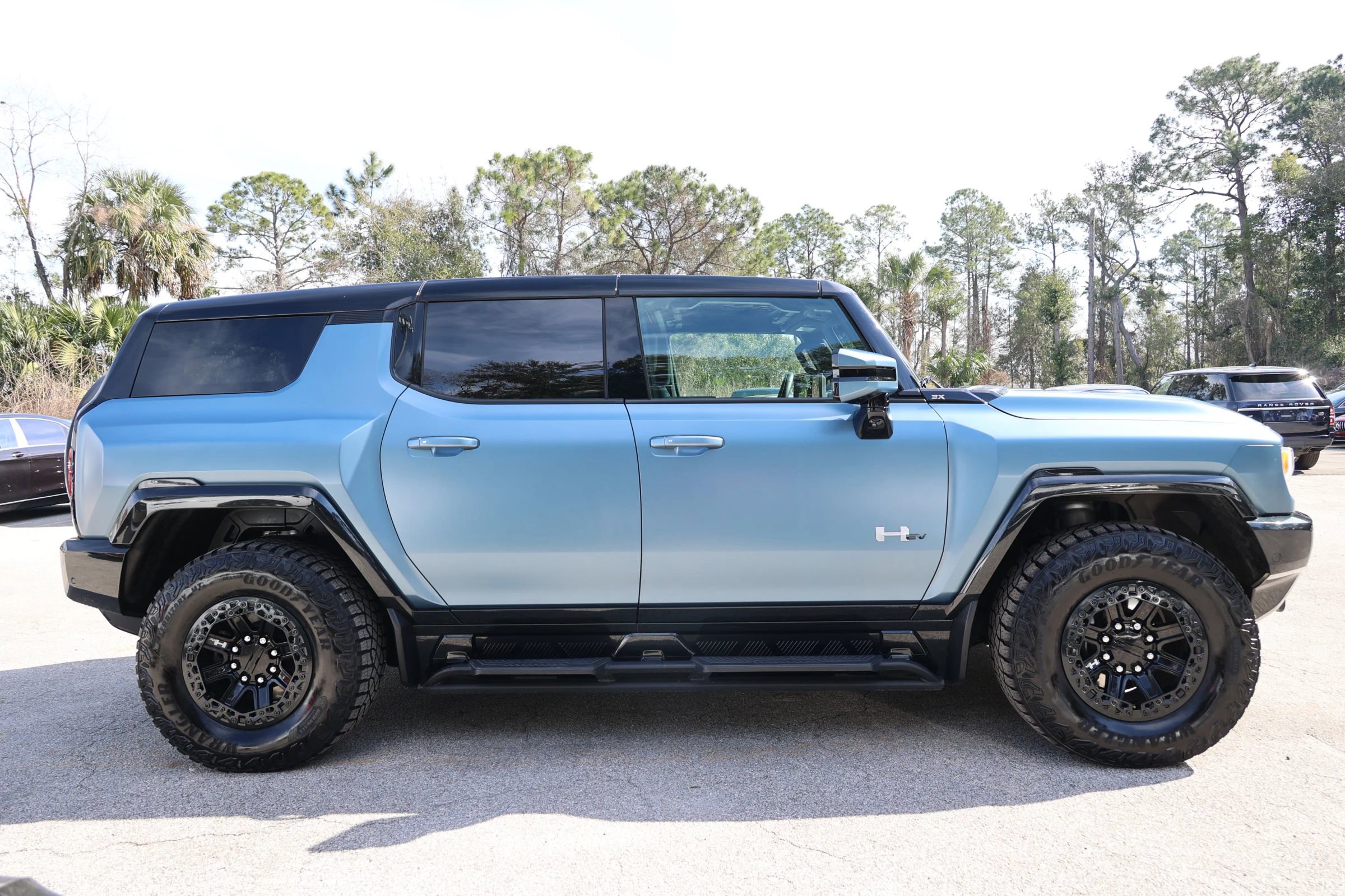 Used 2024 GMC Hummer EV 3X w/ Omega Edition AWD/4WD image 43