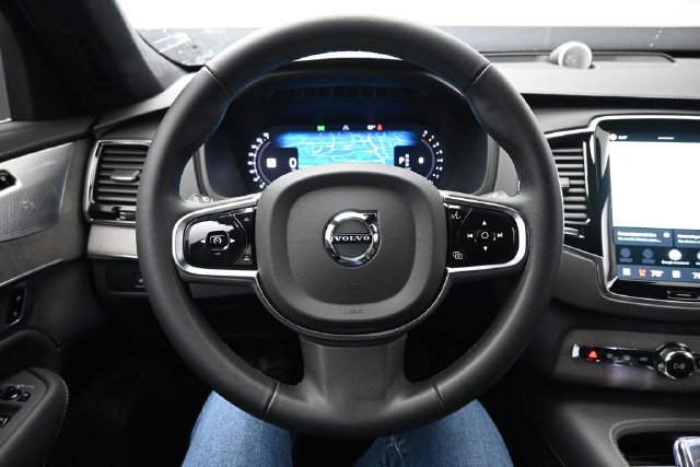 Used 2024 Volvo XC90 B6 Ultimate w/ Lounge Package AWD/4WD image 24