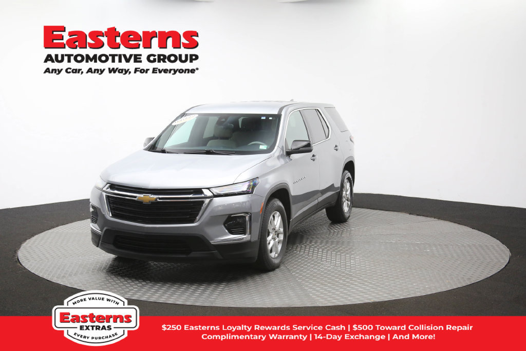 Used 2023 Chevrolet Traverse LS FWD image 54