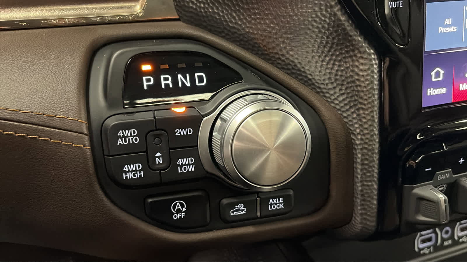 Used 2025 RAM 1500 Limited w/ Off Road Group image 18