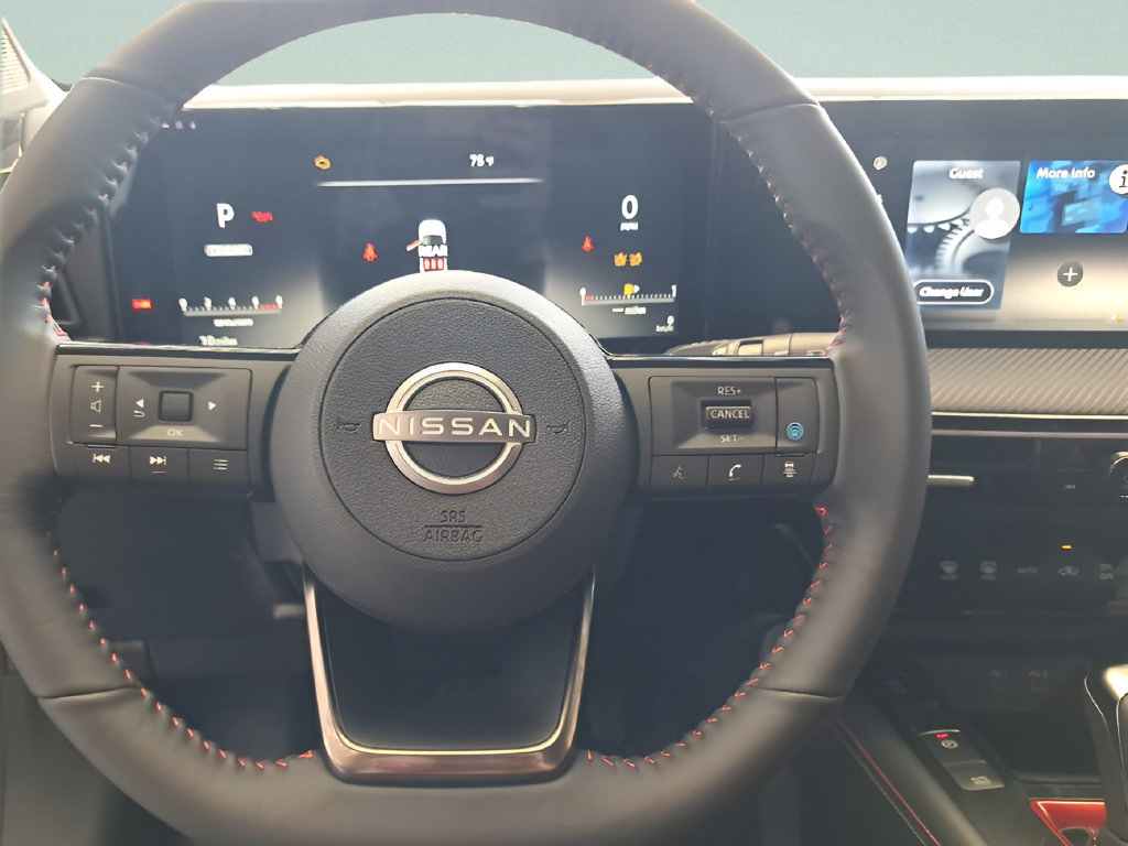 Certified 2025 Nissan Kicks SR FWD image 32