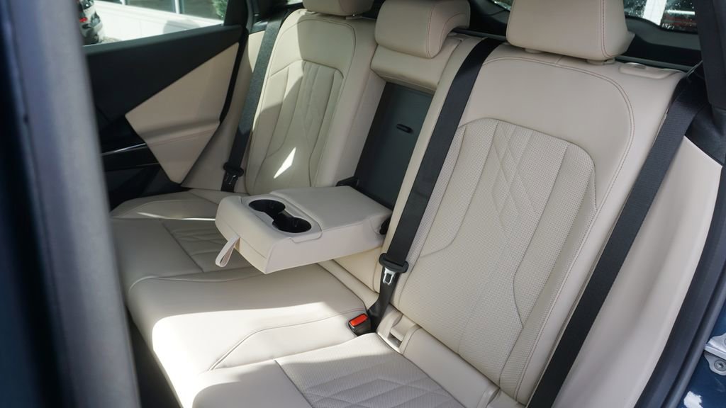 New 2026 BMW X3 xDrive30 w/ Premium Package image 11
