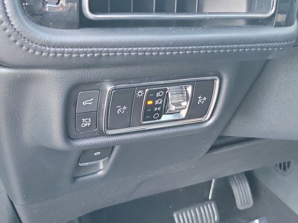 Certified 2023 Lincoln Nautilus Reserve w/ Equipment Group 201A image 25